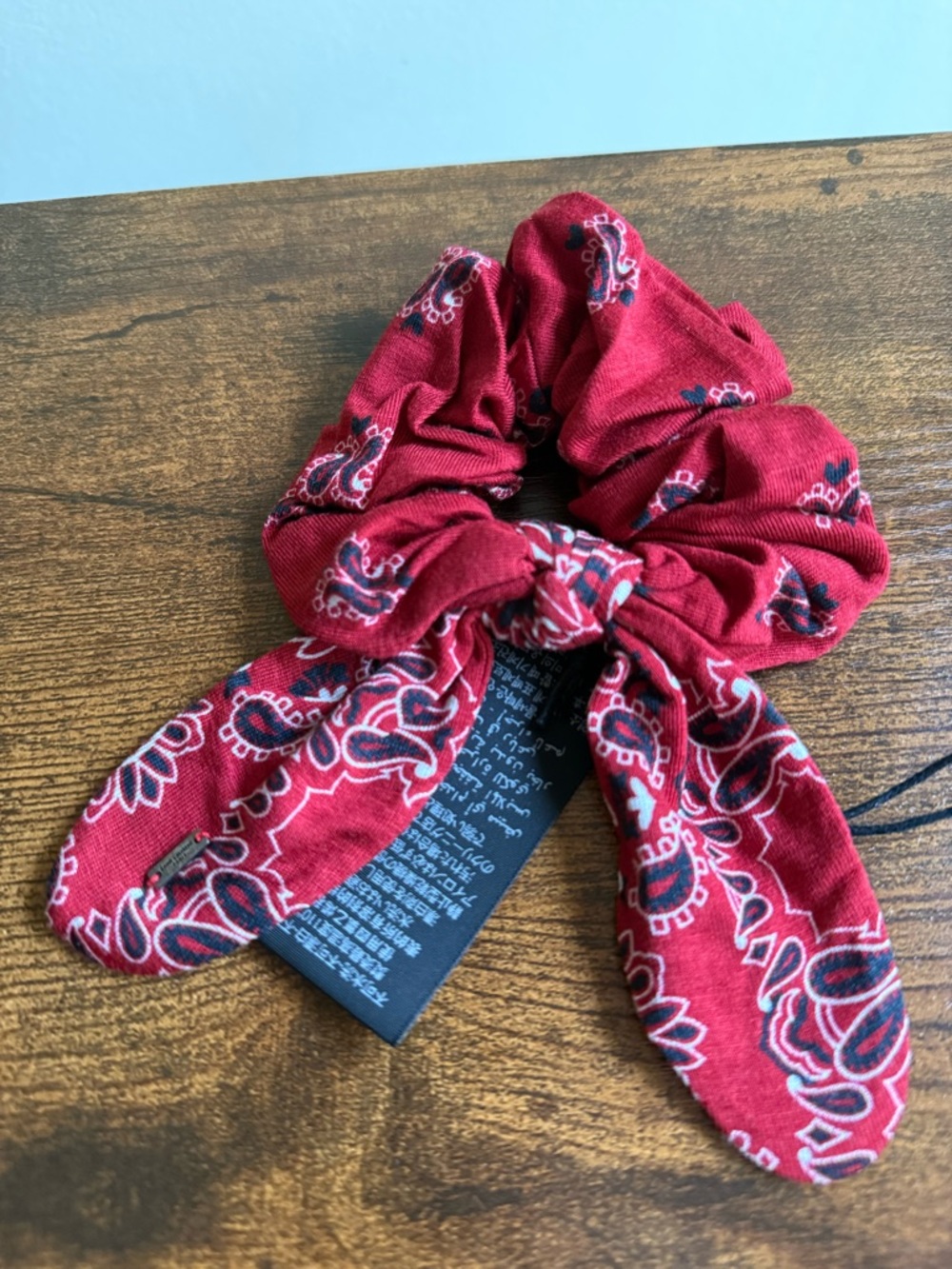 Saint Laurent Red Bandana-Print Scrunchie with Bow Tie Accent - Picture 4 of 7